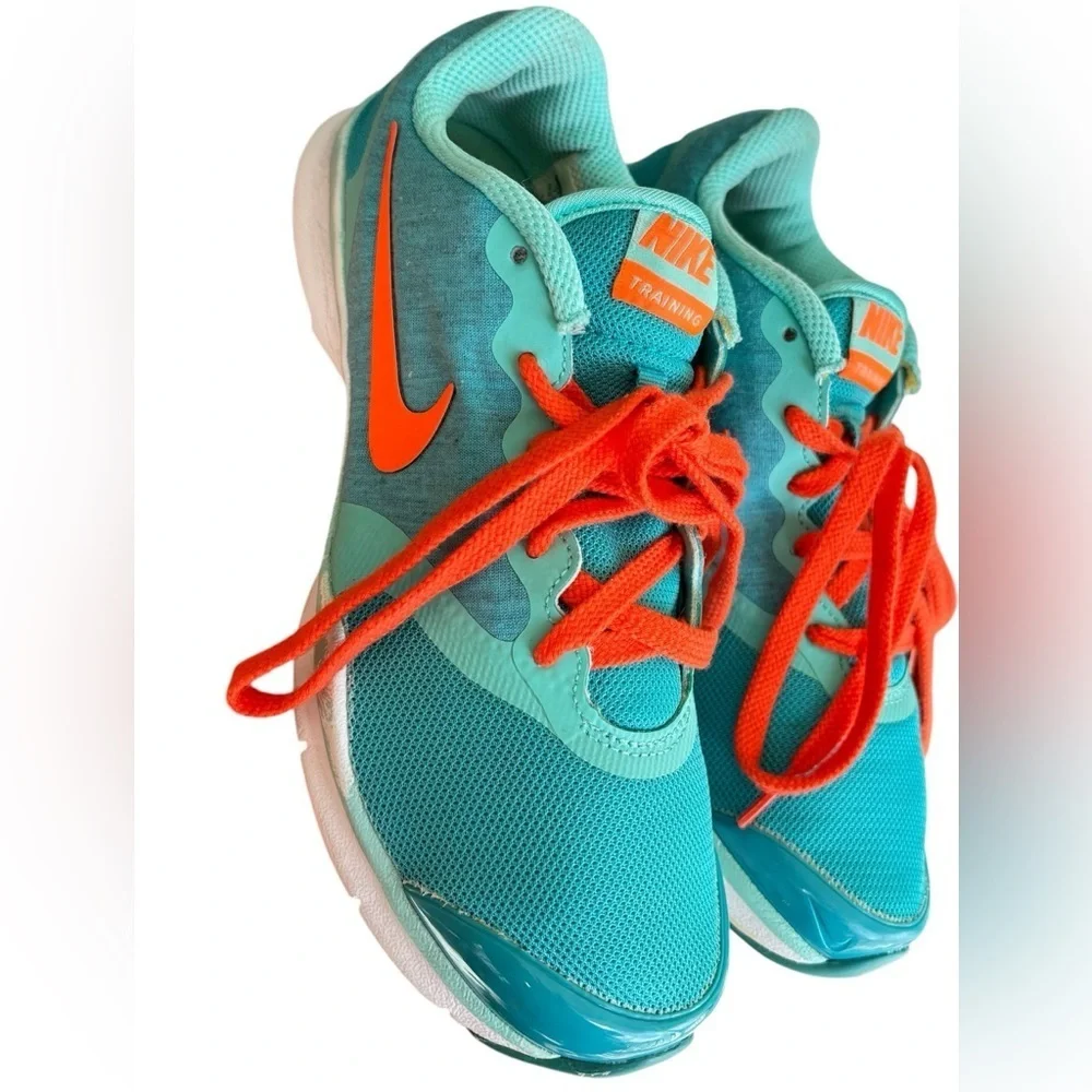 Nike women’s Running Sneakers